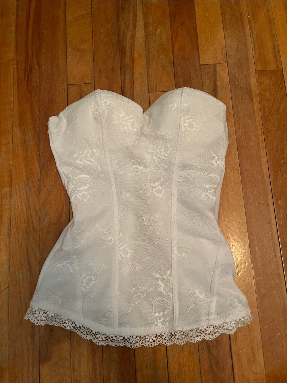 Spirit Strapless White Lace Bustier Top Corset
